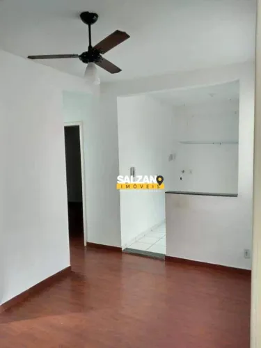 Apartamento com 2 dormitórios à venda, 48 m² por R$ 160.000,00 - Parque Aeroporto - Taubat