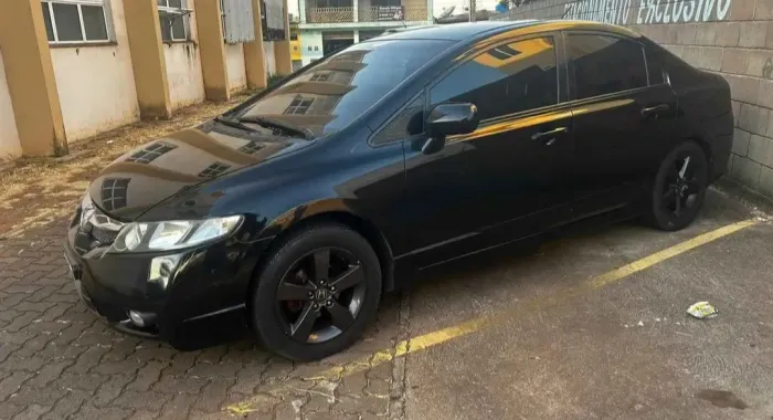Honda Civic Sedan LXS 1.8/1.8 Flex 16V Aut. 4P 2010
