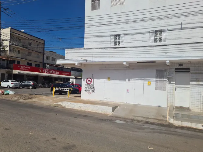 Apto st oeste Gama df q 18