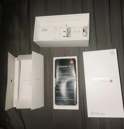 Xiaomi 15 - 12/512gb - Versão Global 