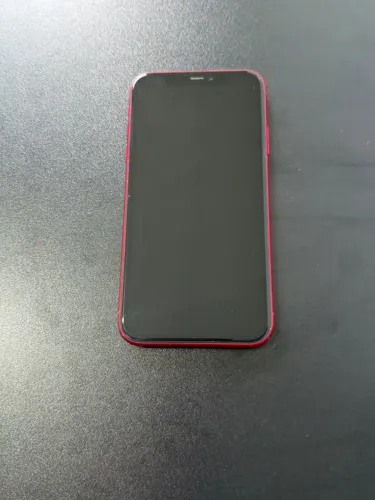 iPhone 11 128GB Vermelho | Tela Original | Face ID | 74% Bateria