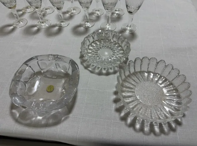 Conjunto de Cinzeiros/Tigelas em Cristal