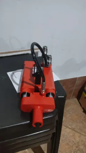 Macaco Hidraulico para Protensão 12.7mm