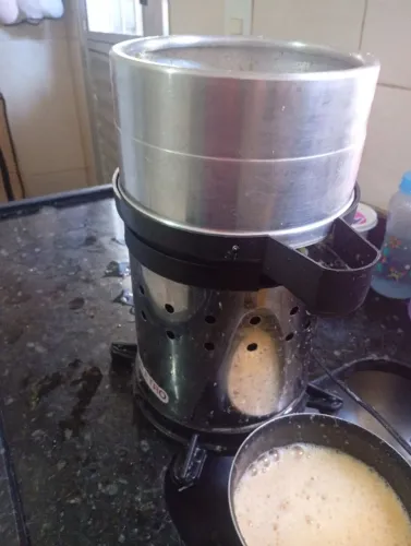 Expremedor de suco industrial