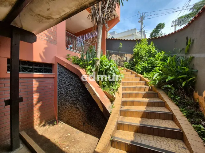 SOBRADO para VENDA E ALUGUEL com 182m² no bairro Vila Marina com 3 quartos e 3 vagas. Sant