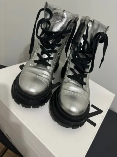 Bota tratorada