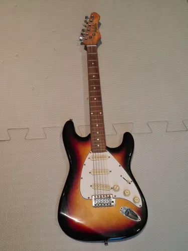 Guitarra Dolphin