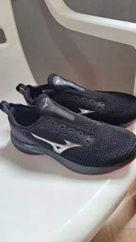 Tenis Mizuno feminino 38 NOVO