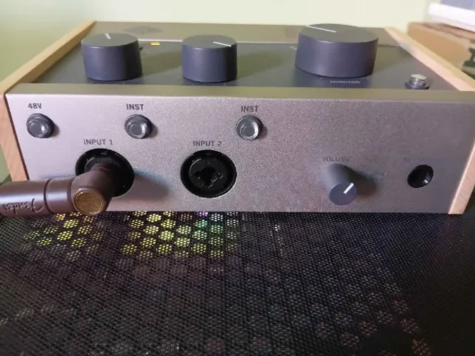 Interface de áudio UA 276 / Placa de áudio UA 276