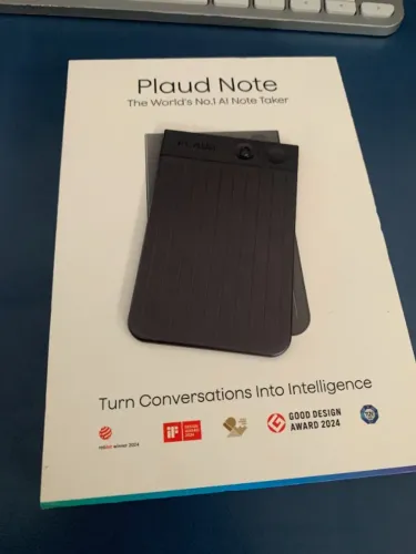 PLAUD NOTE 64GB - Gravador de Voz com IA e Transcrição
