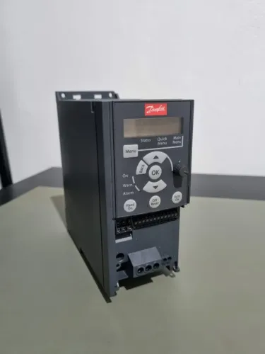 Inversor de Frequência Danfoss VLT Micro Drive FC-51