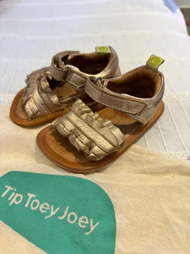 Sandália tip toey joey