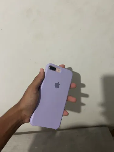 iPhone 8 Plus