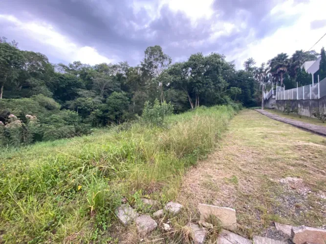 Terreno ( Em loteamento) à Venda, 362m² - Bairro Mina Brasil em Criciúma