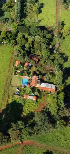 VENDO CHACARA 40 MINUTOS DE GOIANIA COM 35.000m² PREÇO DE OPORTUNIDADE,COM RIACHO Chácara