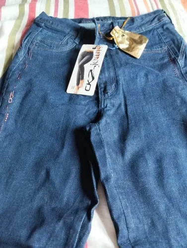 Calça jeans ciktriz nova