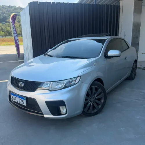 Kia Motors Cerato Koup 2.0 16V Aut. 2012