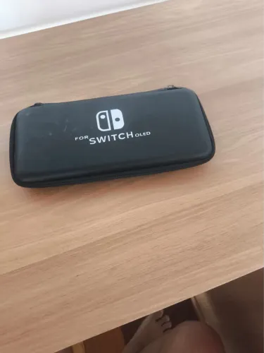 Nintendo Switch V2 completo com cartão de 128gb com 19 jogos