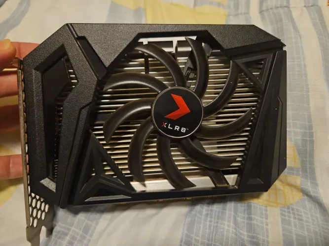 GTX 1650 SUPER - NOVÍSSIMA! 