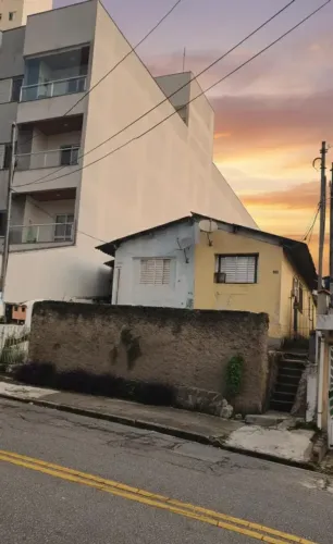 Lote/Terreno para venda tem 400 metros quadrados