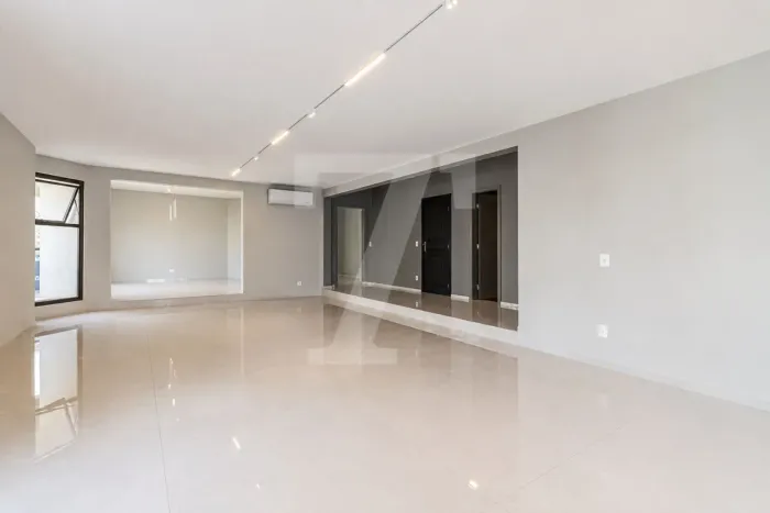 Apartamento 4 quartos na Vila Nova Conceição