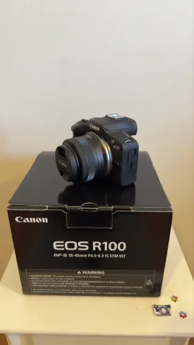 Canon EOS R100 - Mirrorless Nova, Excelente Estado