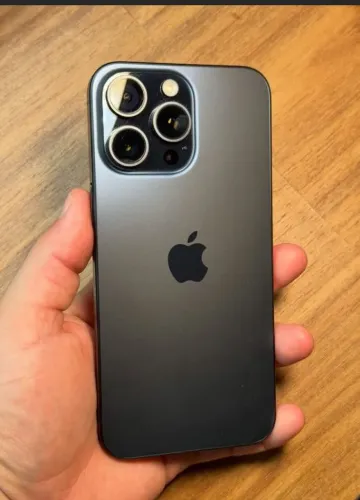 iPhone 15 Pro Max Preto 256 GB 6 meses de garantia