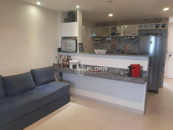Flat com 1 dormitório à venda, 37 m² por R$ 450.000,00 - Itacoatiara - Niterói/RJ