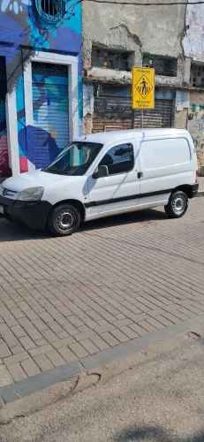 Peugeot Partner Van 1.6 Flex 16V 5P 2013