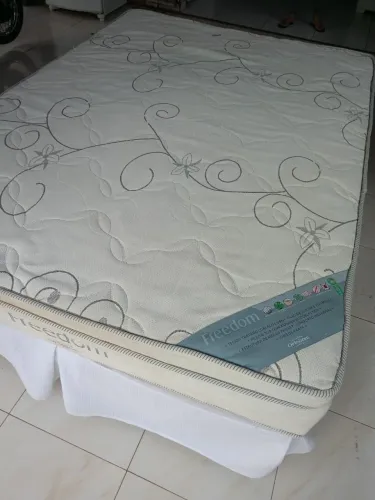 Cama casal padrão 