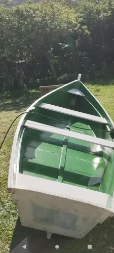 Barco a remo madeira