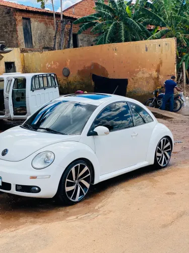 Volkswagen New Beetle 2.0 MI Mec./aut. 2010