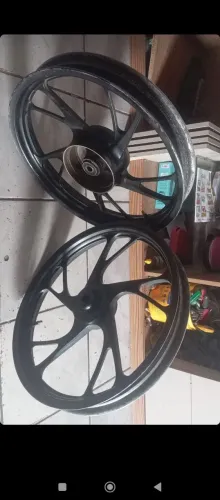Estou vendendo pq mudei de Rodas na Moto 