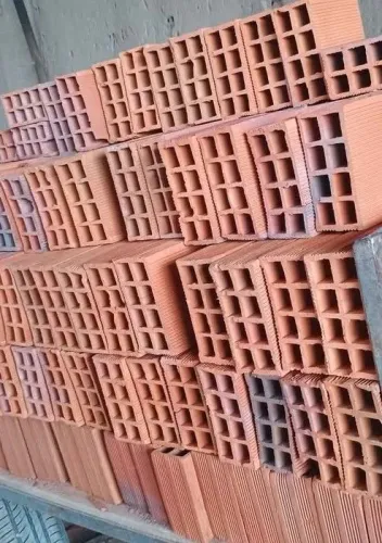 TIJOLO DE 8 FUROS QUADRADO 9X19X19 ,VALOR DO MILEIRO A PARTIR DE 840 REAIS