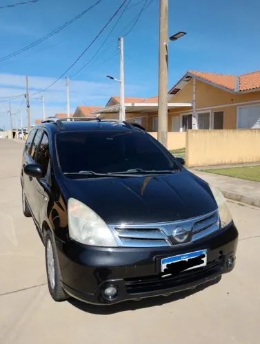 Nissan Livina Grand SL 1.8 16V Flex Fuel Aut. 2013
