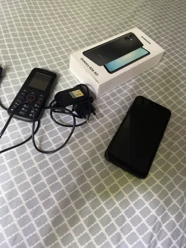 VENDO 3 CELULARES TODOS BONS