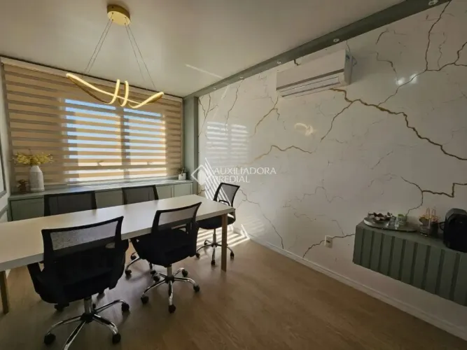 Sala Comercial Mobiliada com vaga de garagem - Duetto Office - Pagani - Palhoça