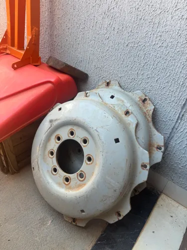 Bacias trator agrícola 