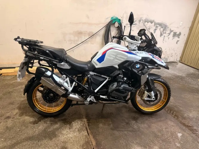 BMW GS 1250 -rally
