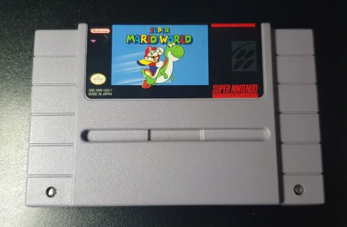 SUPER MARIO WORLD SUPER NINTENDO SNES ORIGINAL SNS 001 FIRST EDITION