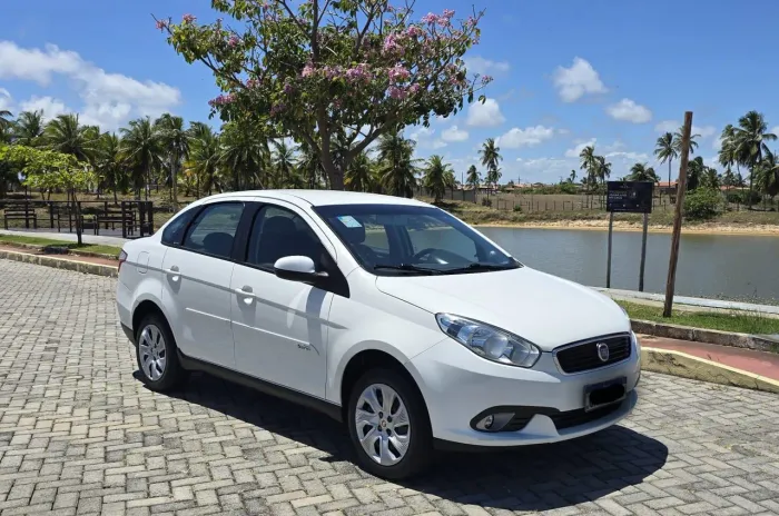 Fiat Grand Siena Attrac. 1.4 EVO F.flex 8V 2018
