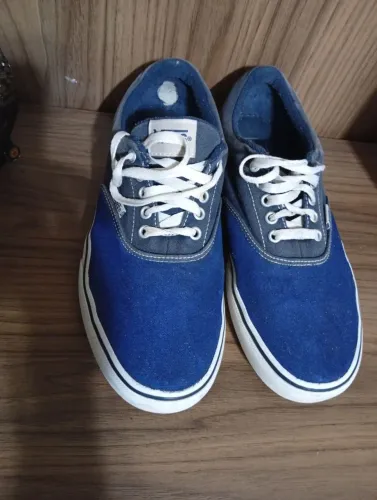 Tênis Vans azul 42