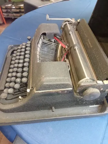Underwood máquina de escrever americana 