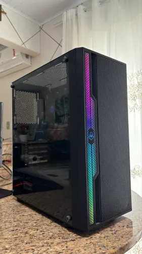 PC GAMER - RODA TUDO