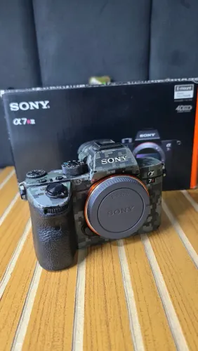 Sony A7r3 + Sigma 16mm 1.4