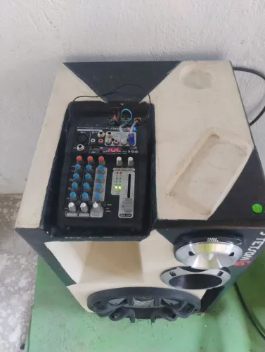 Caixa Bob com subwoofer Bravox XP 500w