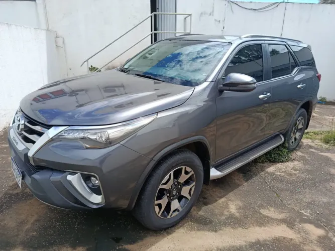 Toyota Hilux SW4 SRX Diamo. 4X4 2.8 TB DIE AUT 2020