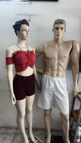 Manequins
