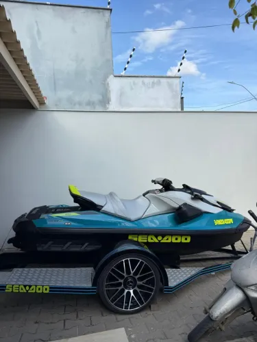 Jet ski seadoo GTI SE 170