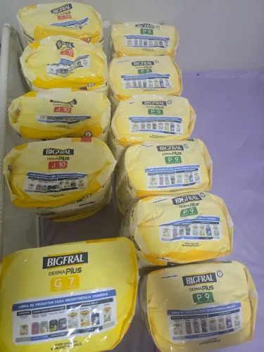Fralda descartavel adulto 11 pacote por 200 reais. 4J/ 6P 1G